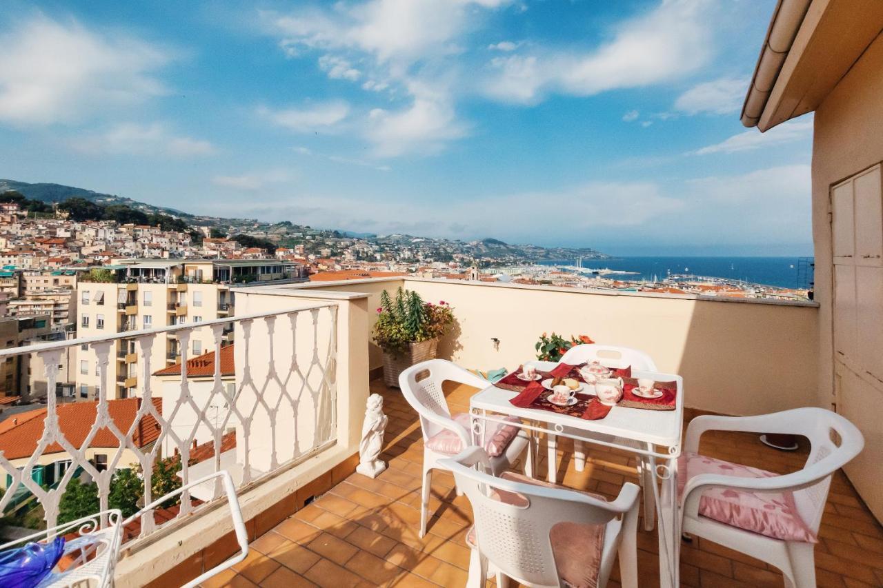 Апартаменты Dimora Bellavista,Garage Privato,Due Piani Санремо Экстерьер фото