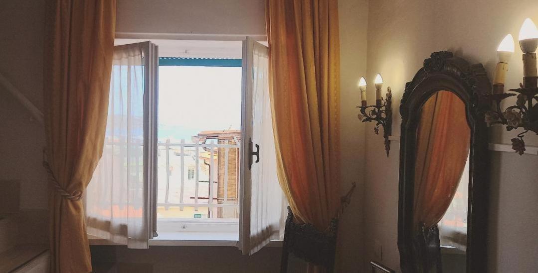 Апартаменты Dimora Bellavista,Garage Privato,Due Piani Санремо Экстерьер фото